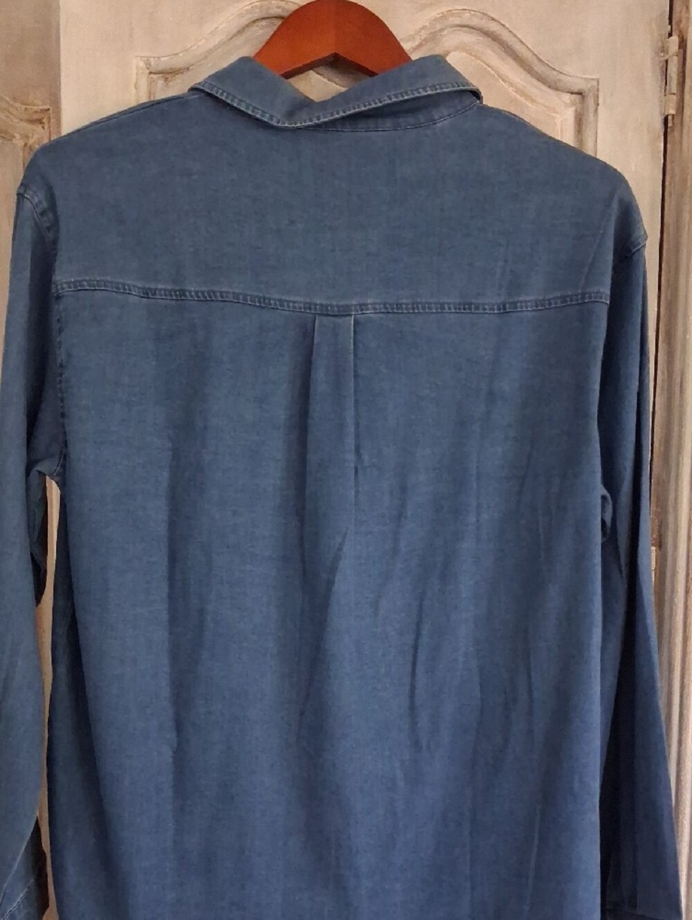 Relaxed Washed Denim Button-Down Shirt - Blue - Picture 5 of 7